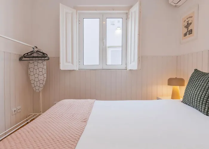 Patio Vilareto - Clara By Lovelystay Apartament